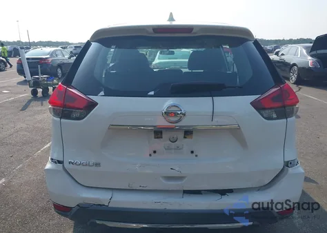 2018 Nissan Rogue S/Sv z USA, uszkodzony, nr VIN KNMAT2MT2JP541507